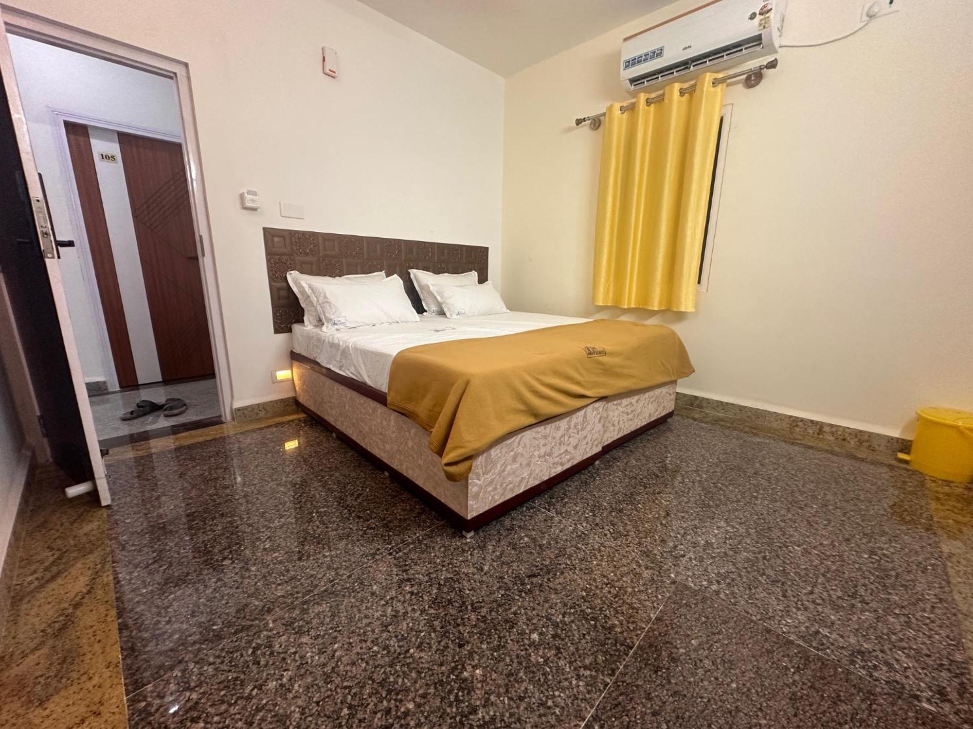 Mps Sai Palace Tiruvannāmalai Esterno foto