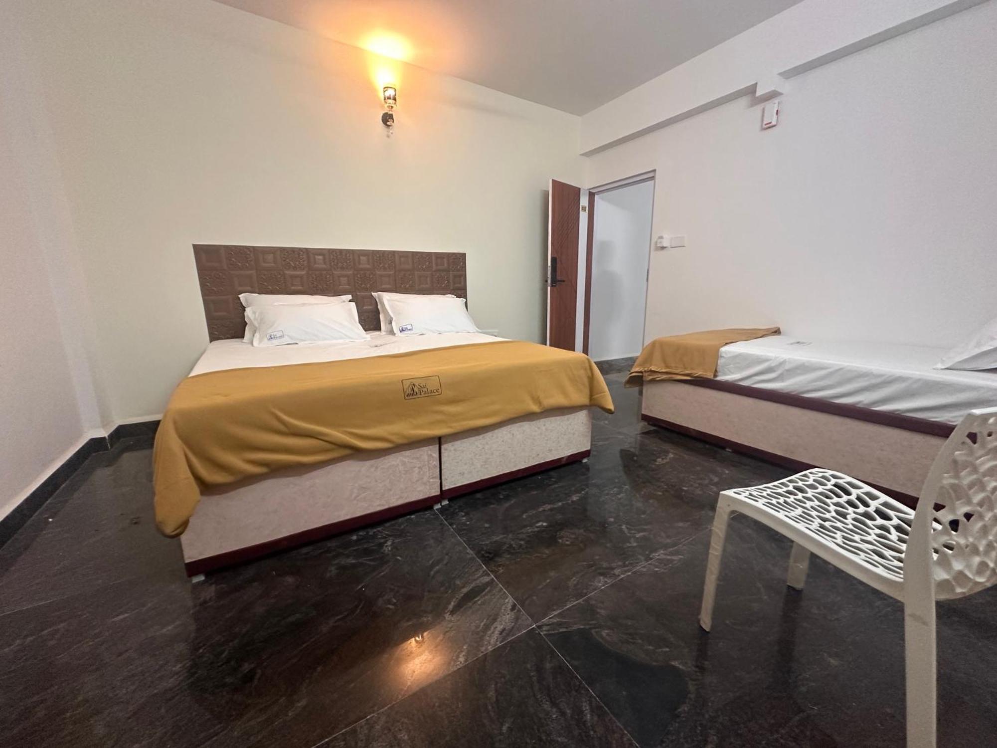 Mps Sai Palace Tiruvannāmalai Esterno foto